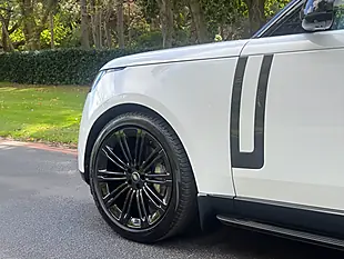 Used 2025 Land Rover Range Rover Se White - Interior and Exterior details 11