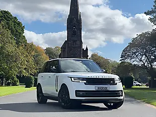 Used 2025 Land Rover Range Rover Se White - Interior and Exterior details 5