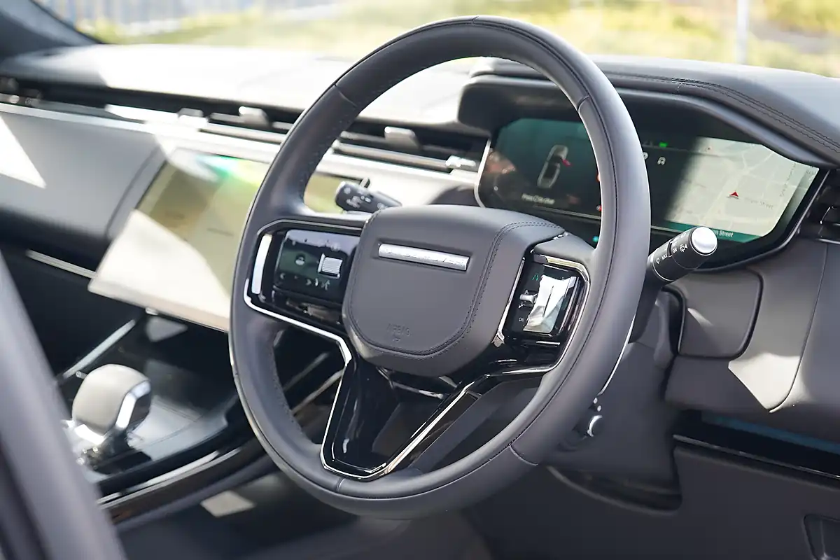 Used 2025 Land Rover Range Rover Sport Autobiography Carpathian Grey - Interior and Exterior details 12