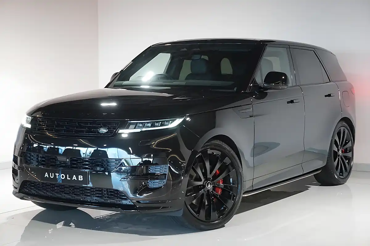 Used 2025 Land Rover Range Rover Sport Dynamic Se Black - Interior and Exterior details 10