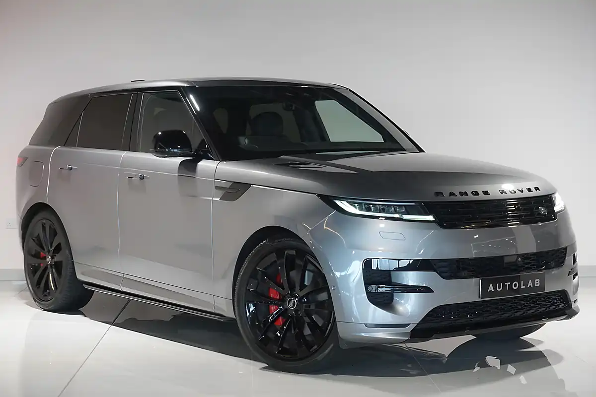 Used 2025 Land Rover Range Rover Sport Dynamic Se Eiger Grey - Interior and Exterior details 13