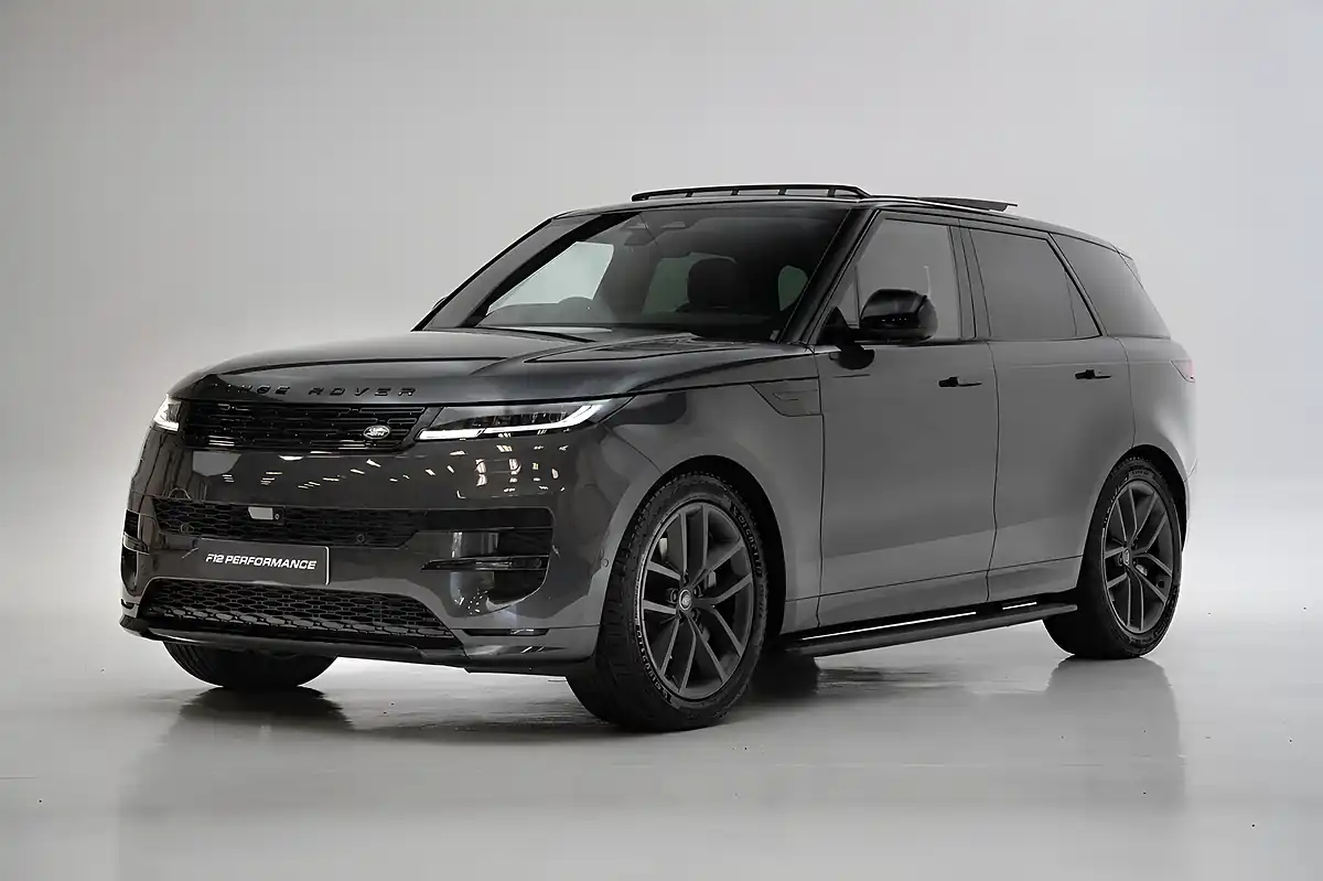 Used 2025 Land Rover Range Rover Sport Dynamic Se Grey - Interior and Exterior details 10