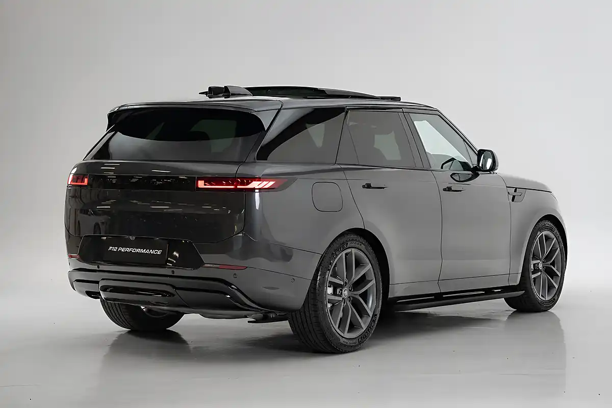 Used 2025 Land Rover Range Rover Sport Dynamic Se Grey - Interior and Exterior details 7