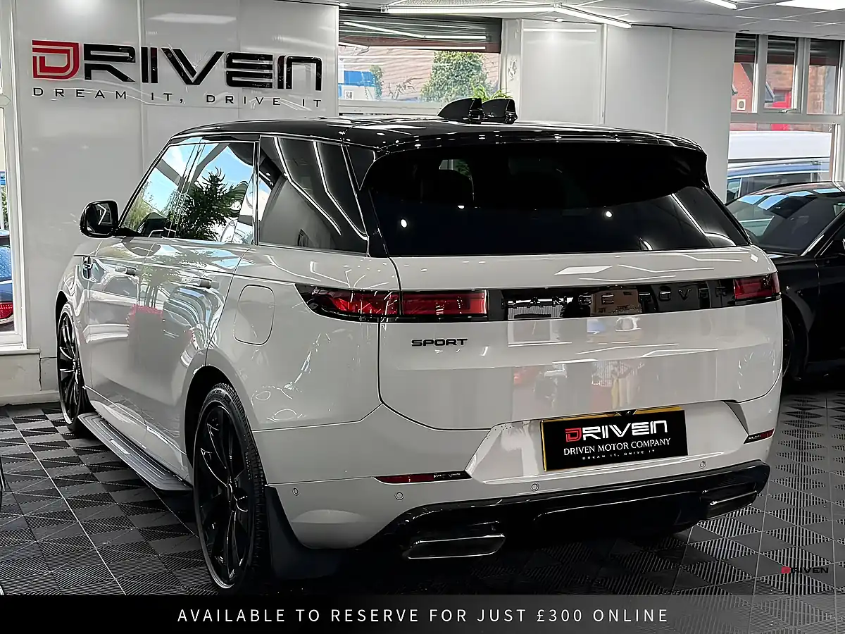 Used 2025 Land Rover Range Rover Sport Dynamic Se Grey - Interior and Exterior details 2