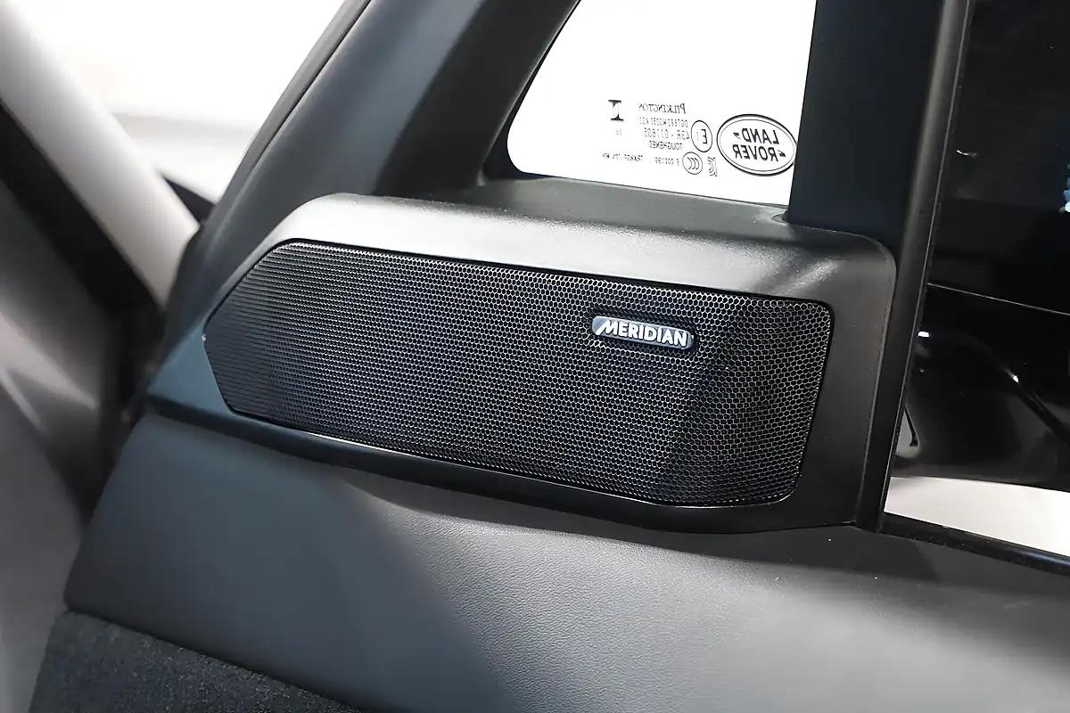 Used 2025 Land Rover Range Rover Sport Dynamic Se Grey - Interior and Exterior details 14