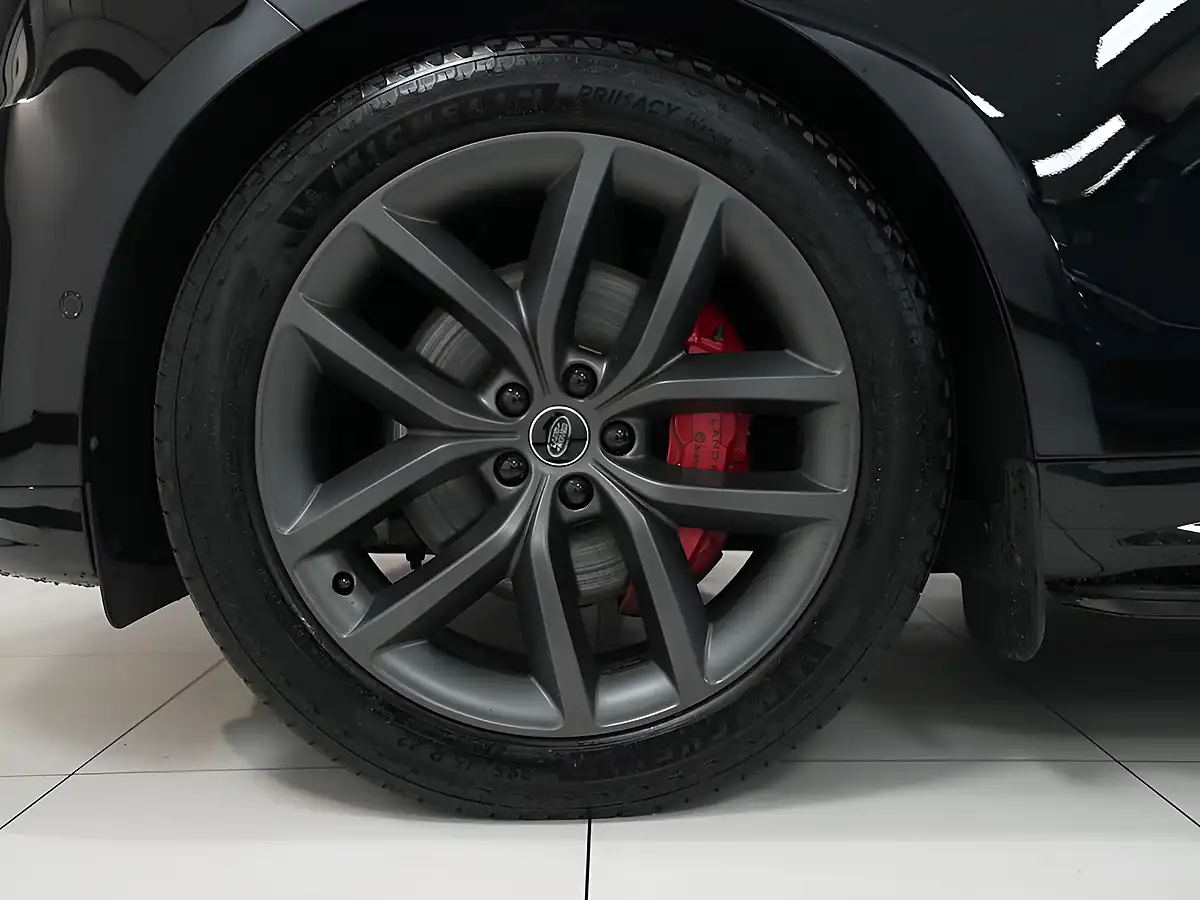 Used 2025 Land Rover Range Rover Sport Dynamic Se Santorini Black - Interior and Exterior details 4