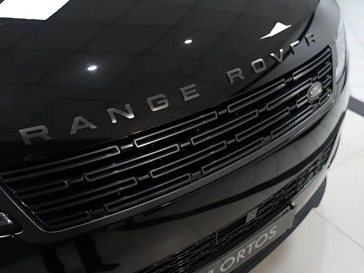 Used 2025 Land Rover Range Rover Sport Dynamic Se Santorini Black - Interior and Exterior details 5
