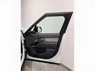 Used 2025 Land Rover Range Rover Sport Dynamic Se White - Interior and Exterior details 12