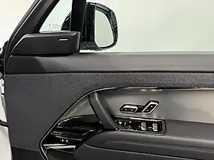 Used 2025 Land Rover Range Rover Sport Dynamic Se White - Interior and Exterior details 13
