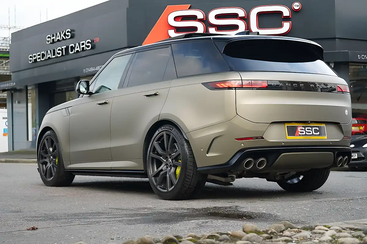Used 2025 Land Rover Range Rover Sport Sv Edition One Bronze - Interior and Exterior details 2