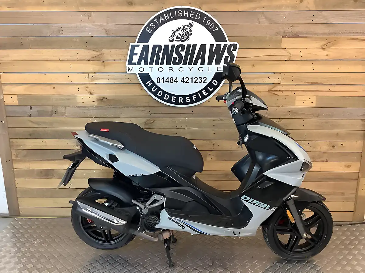 Used 2025 Lexmoto Diablo Black - Front View