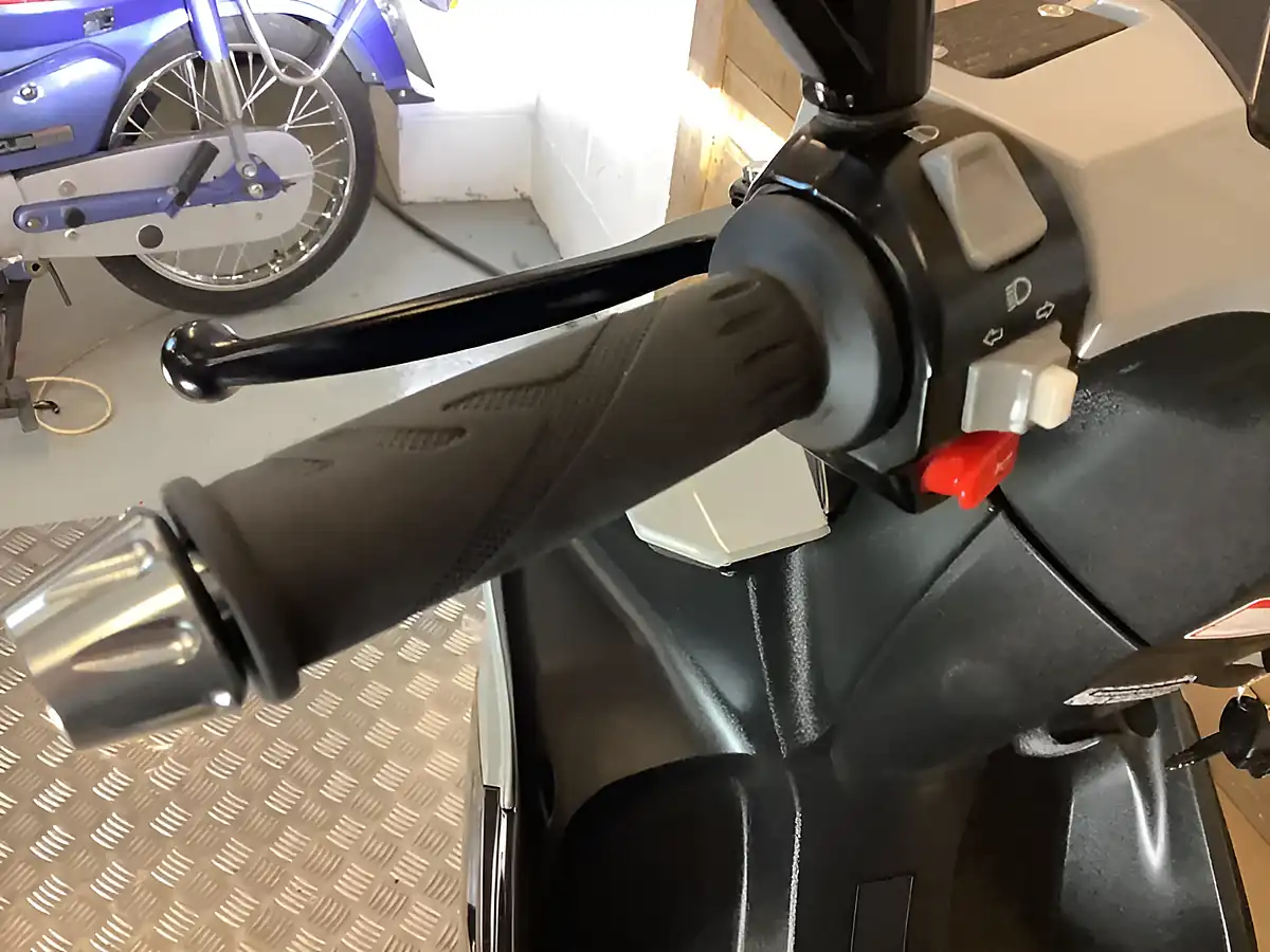 Used 2025 Lexmoto Diablo Black - Interior and Exterior details 10