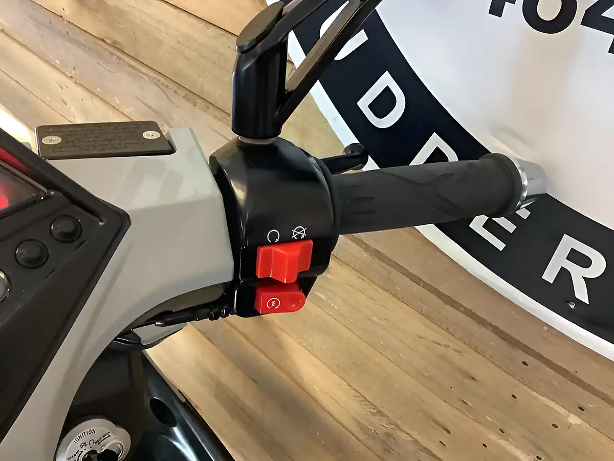 Used 2025 Lexmoto Diablo Black - Interior and Exterior details 11