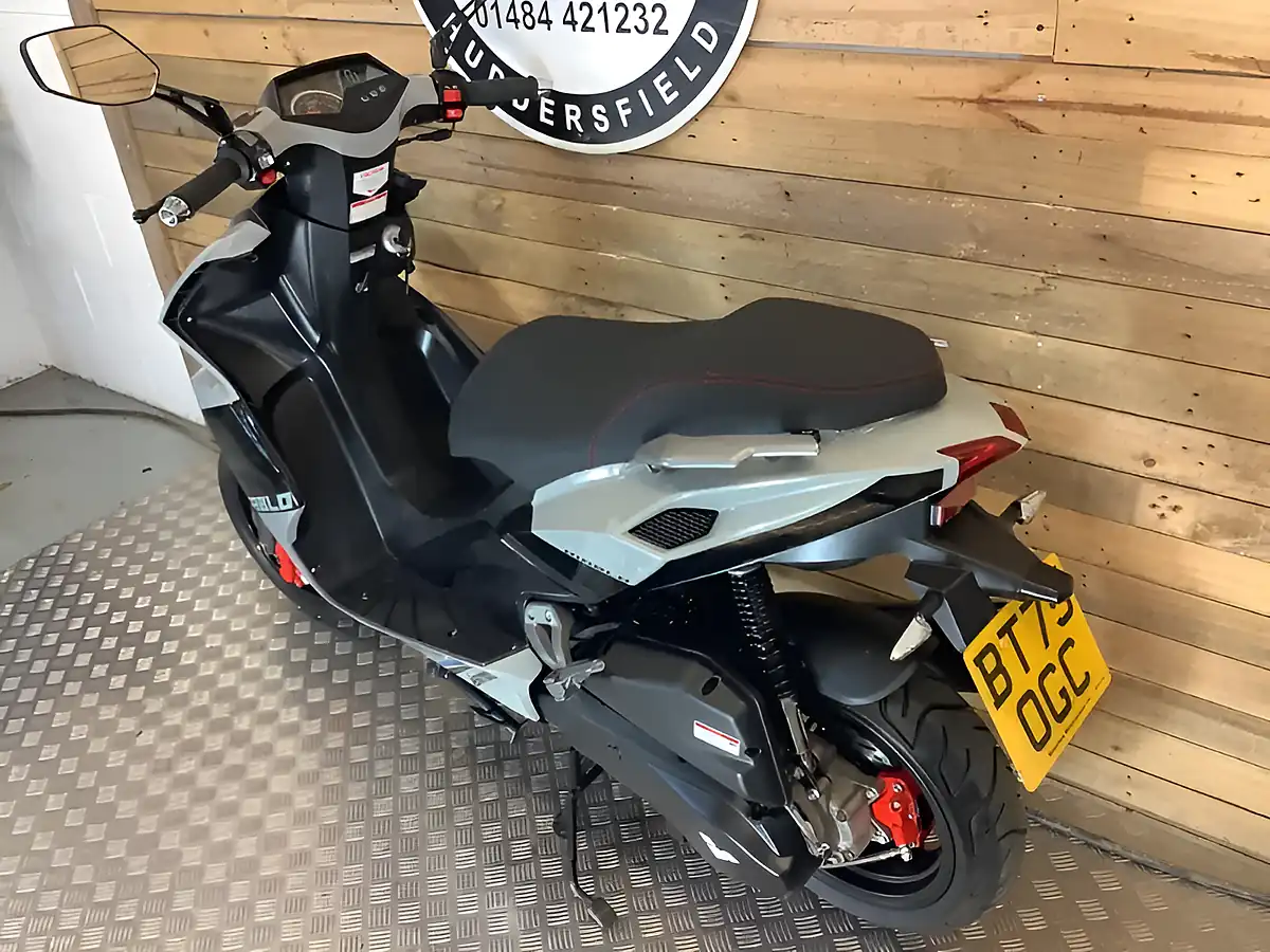 Used 2025 Lexmoto Diablo Black - Interior and Exterior details 6