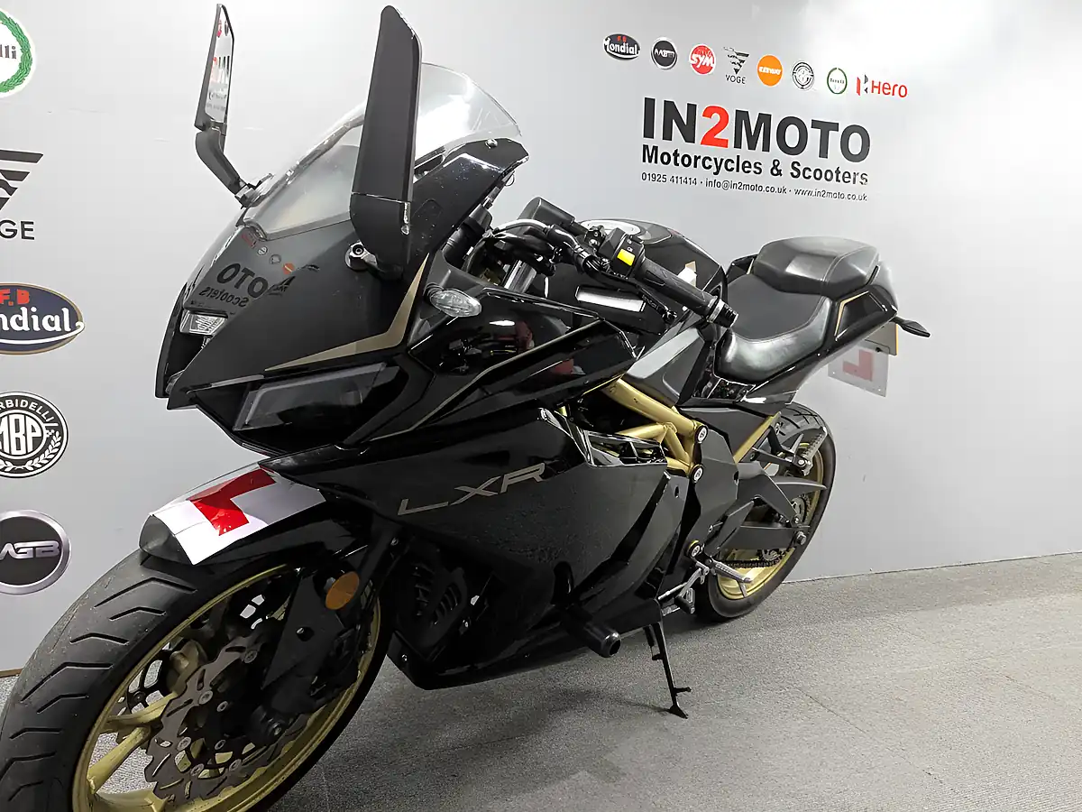 Used 2025 Lexmoto Lxr 125 Black/Gold - Interior and Exterior details 11