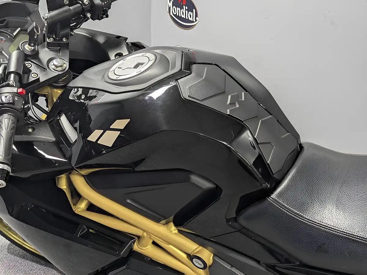Used 2025 Lexmoto Lxr 125 Black/Gold - Interior and Exterior details 16