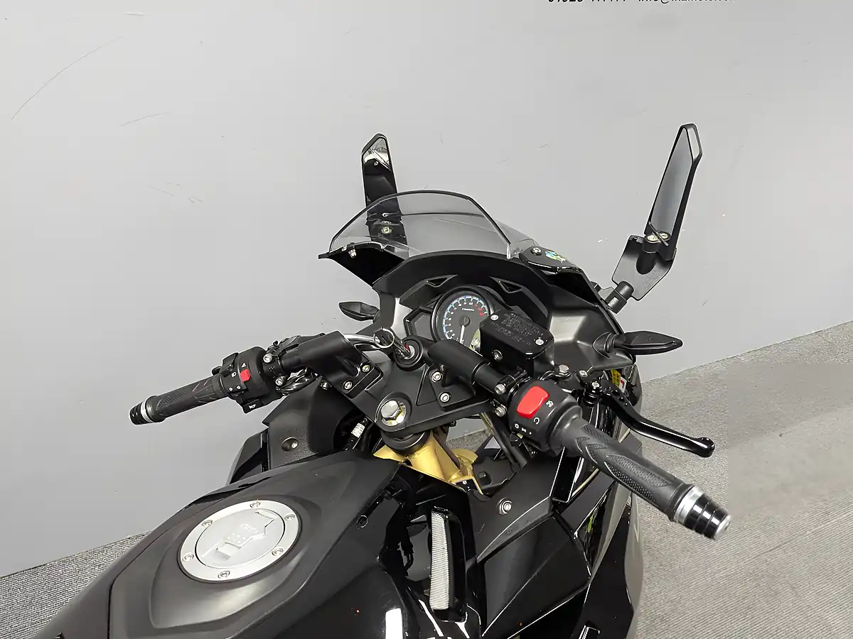 Used 2025 Lexmoto Lxr 125 Black/Gold - Interior and Exterior details 20