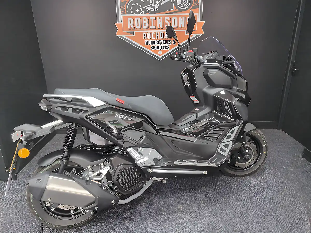 Used 2025 Lexmoto Xdv 125 Black - Interior and Exterior details 6