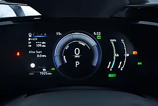Used 2025 Lexus Nx Premium Green - Interior and Exterior details 17