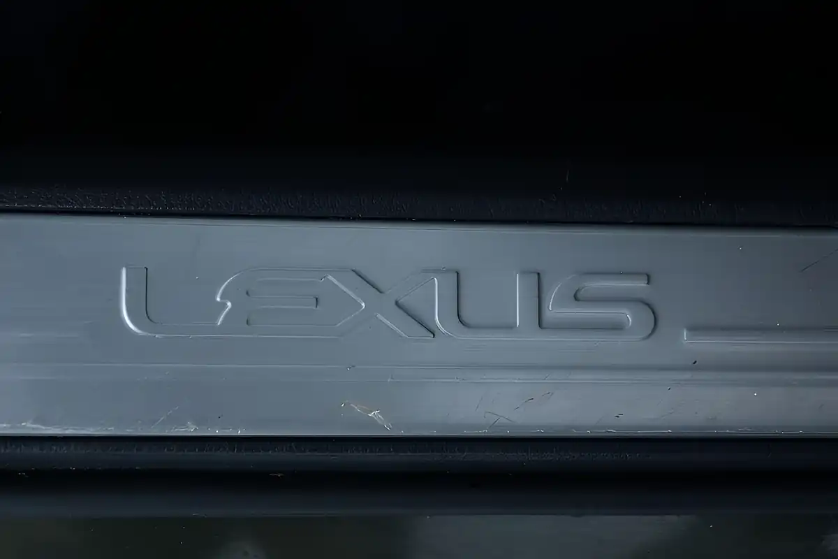 Used 2025 Lexus Nx Premium Green - Interior and Exterior details 20