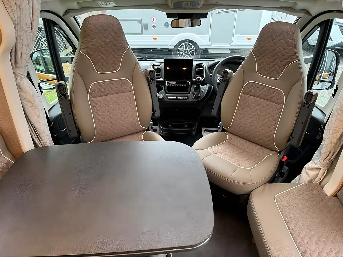 Used 2025 Malibu T-Class 460KB-LE Low Profile - Interior and Exterior details 18