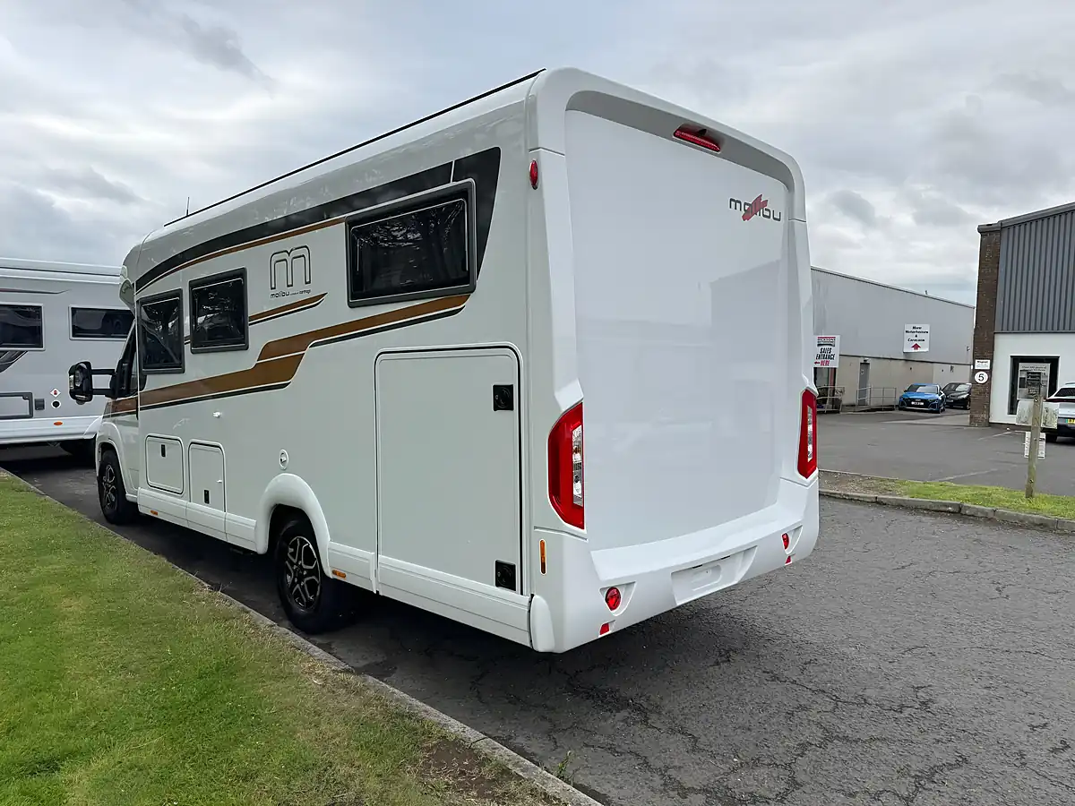 Used 2025 Malibu T-Class 460KB-LE Low Profile - Interior and Exterior details 5