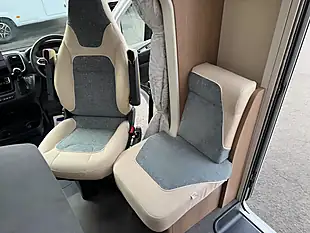 Used 2025 Malibu T430KB-LE Lightweight - Interior and Exterior details 15