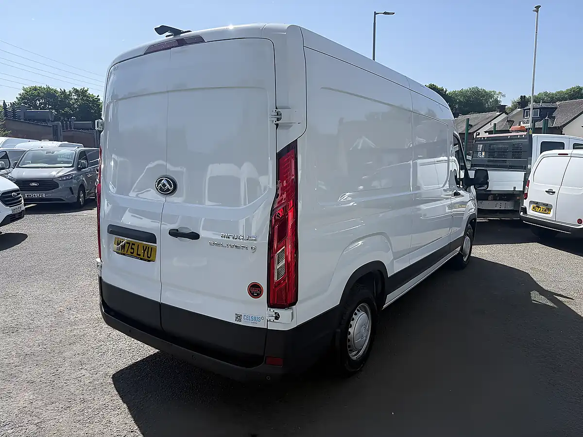 Used 2025 Maxus Deliver 9 Alpine White - Interior and Exterior details 4