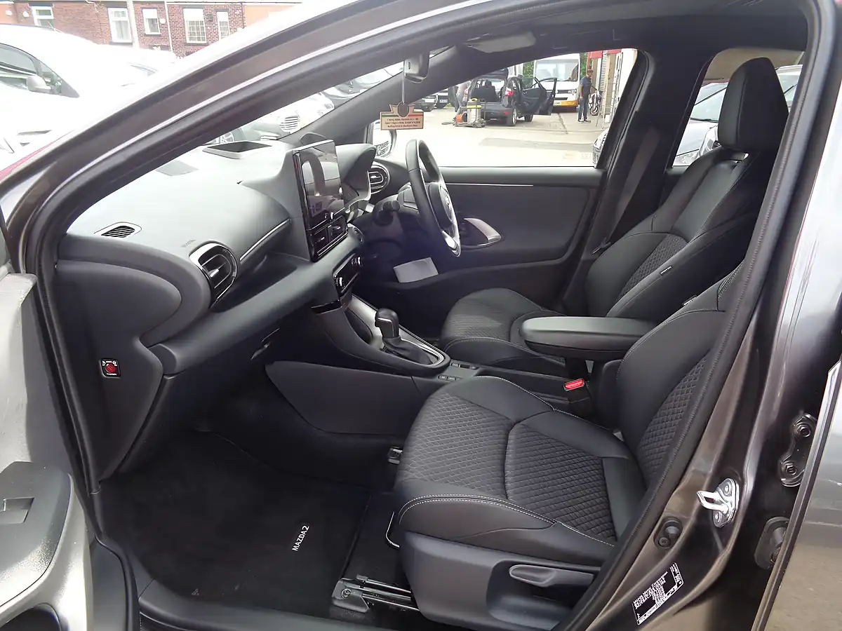 Used 2025 Mazda MAZDA2 Hybrid Homura Plus Grey - Interior and Exterior details 12