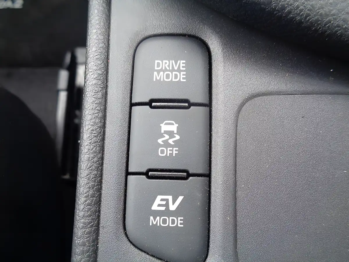 Used 2025 Mazda MAZDA2 Hybrid Homura Plus Grey - Interior and Exterior details 18