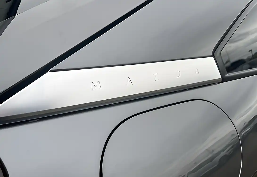 Used 2025 Mazda MX-30 Exclusive-Line Grey - Interior and Exterior details 13