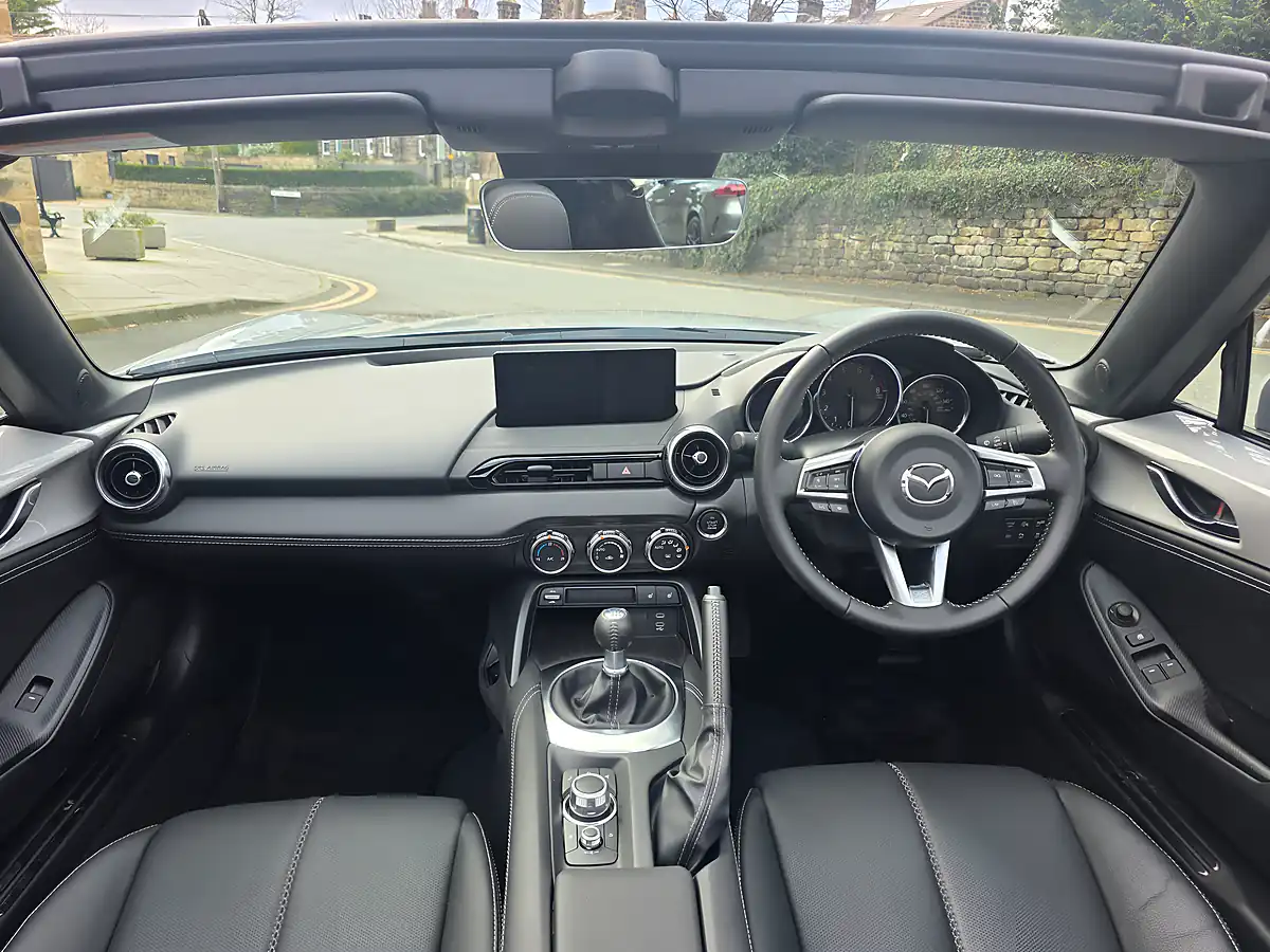 Used 2025 Mazda MX-5 Exclusive-Line Aero Grey - Interior and Exterior details 15