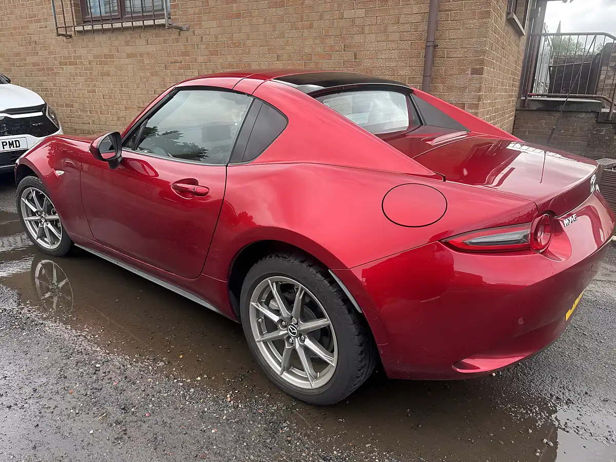 Used 2025 Mazda MX-5 Rf Exclusive-Line Red - Interior and Exterior details 2