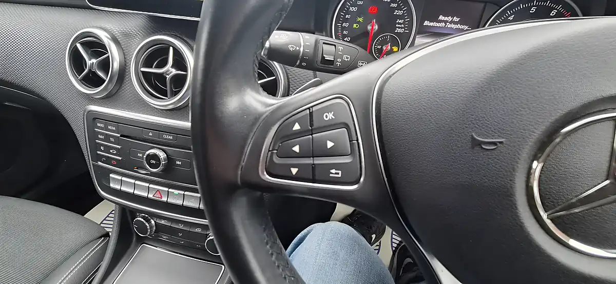 Used 2025 Mercedes-Benz a Class Se Silver - Interior and Exterior details 12