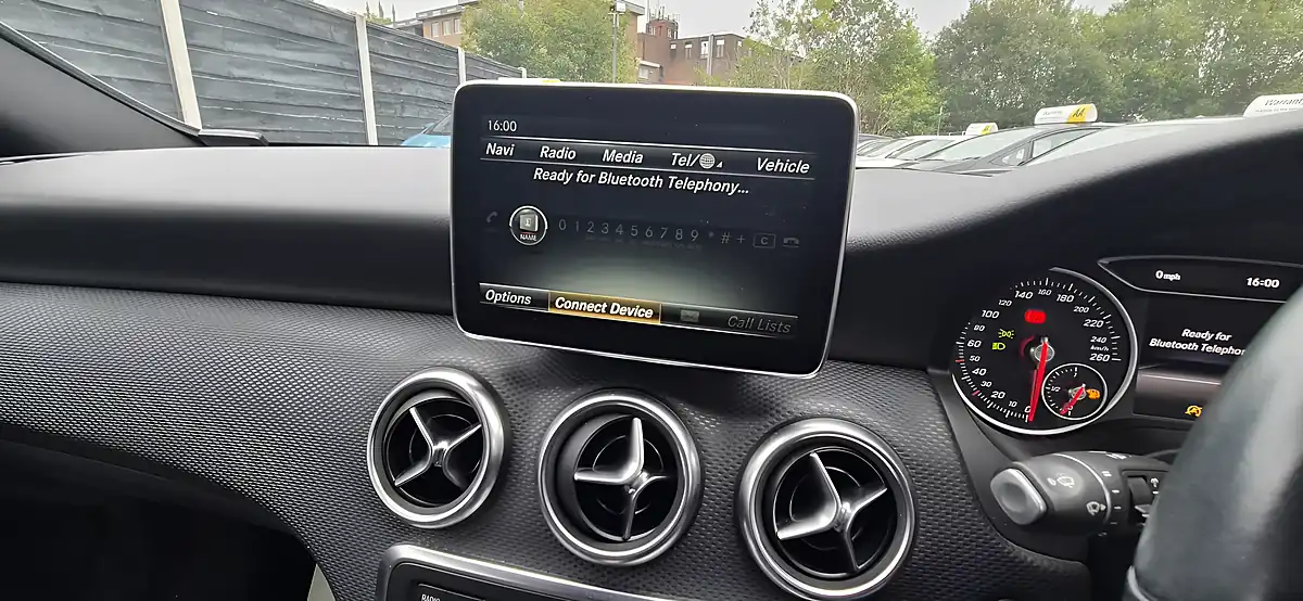 Used 2025 Mercedes-Benz a Class Se Silver - Interior and Exterior details 15