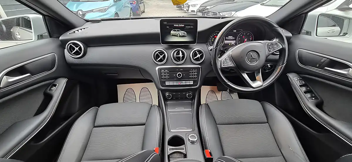 Used 2025 Mercedes-Benz a Class Se Silver - Interior and Exterior details 20