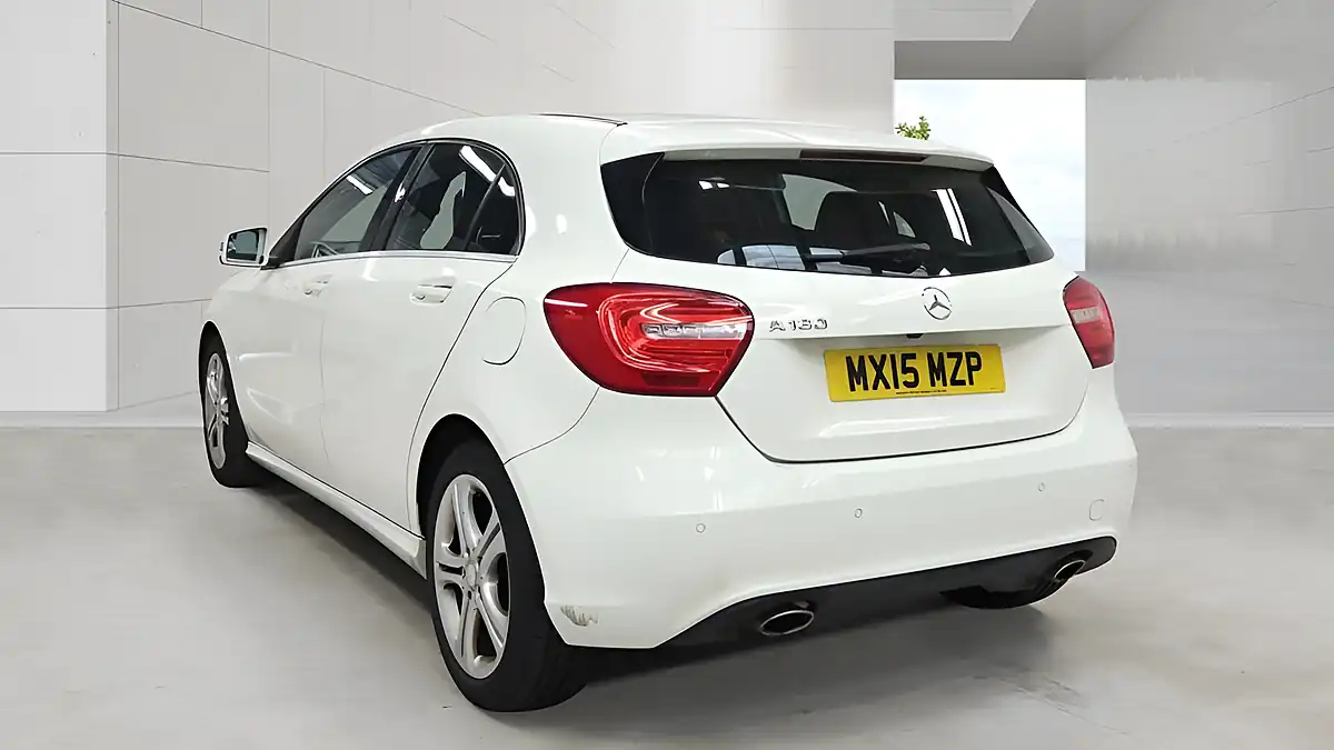 Used 2025 Mercedes-Benz a Class White - Interior and Exterior details 9