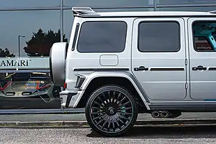 Used 2025 Mercedes-Benz AMG G 63 Masterpiece Manufaktur Edition Platin Magno - Interior and Exterior details 11