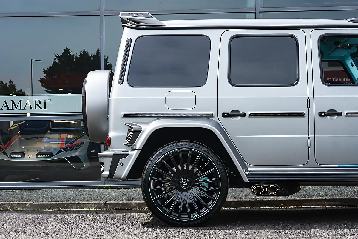 Used 2025 Mercedes-Benz AMG G 63 Masterpiece Manufaktur Edition Platin Magno - Interior and Exterior details 11
