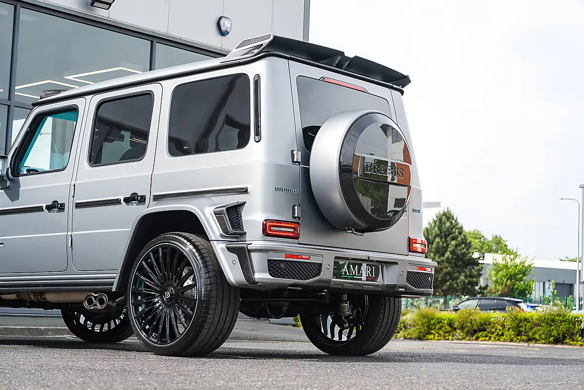 Used 2025 Mercedes-Benz AMG G 63 Masterpiece Manufaktur Edition Platin Magno - Interior and Exterior details 13