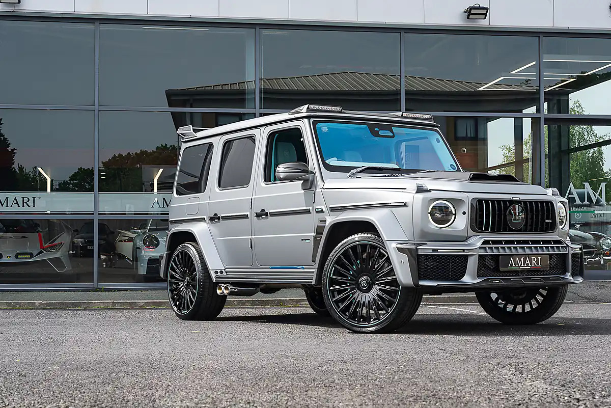 Used 2025 Mercedes-Benz AMG G 63 Masterpiece Manufaktur Edition Platin Magno - Interior and Exterior details 9