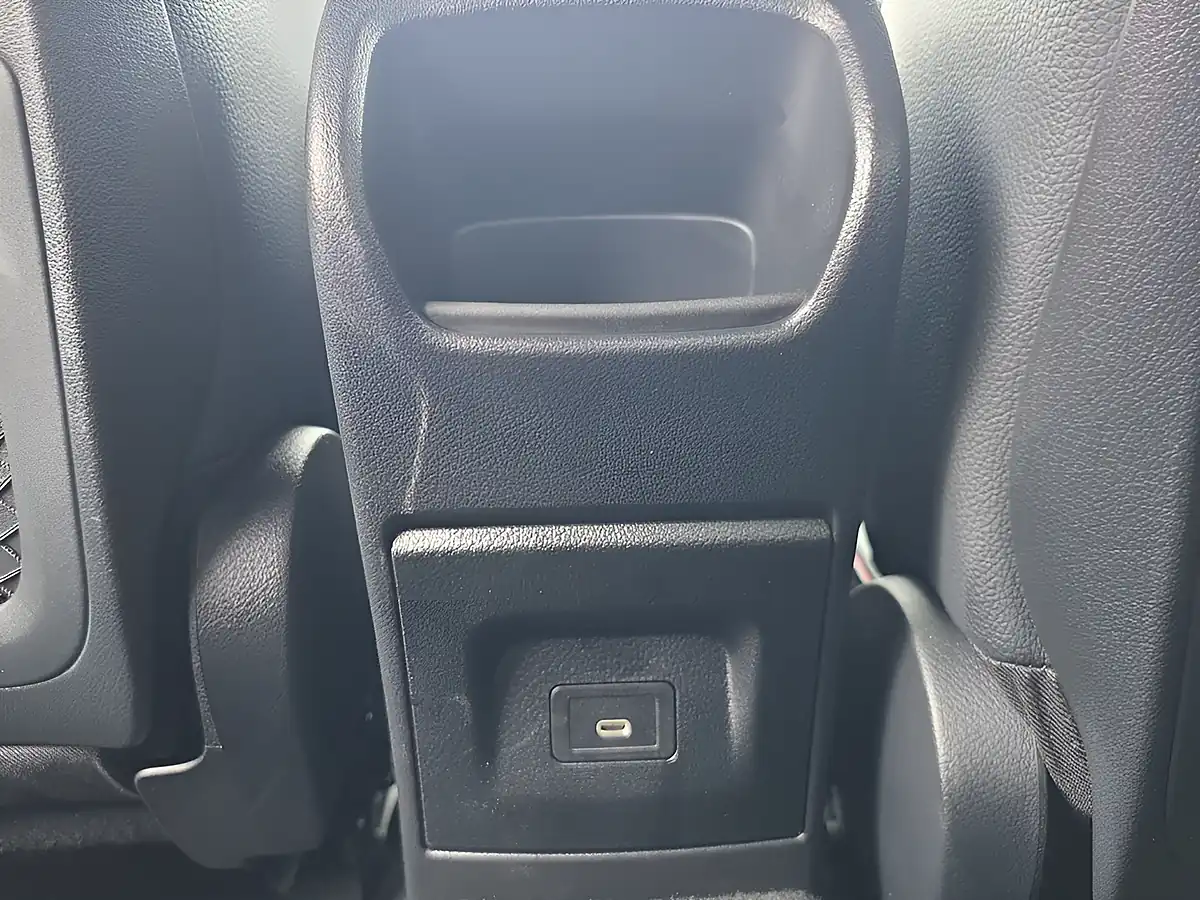 Used 2025 Mercedes-Benz Cla AMG Line (executive) Blue - Interior and Exterior details 11