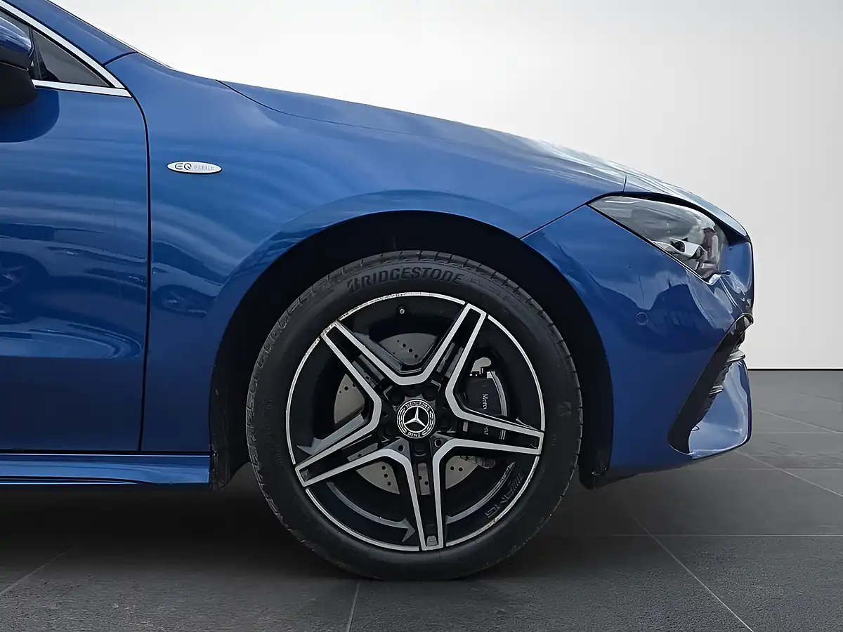 Used 2025 Mercedes-Benz Cla AMG Line (executive) Blue - Interior and Exterior details 12