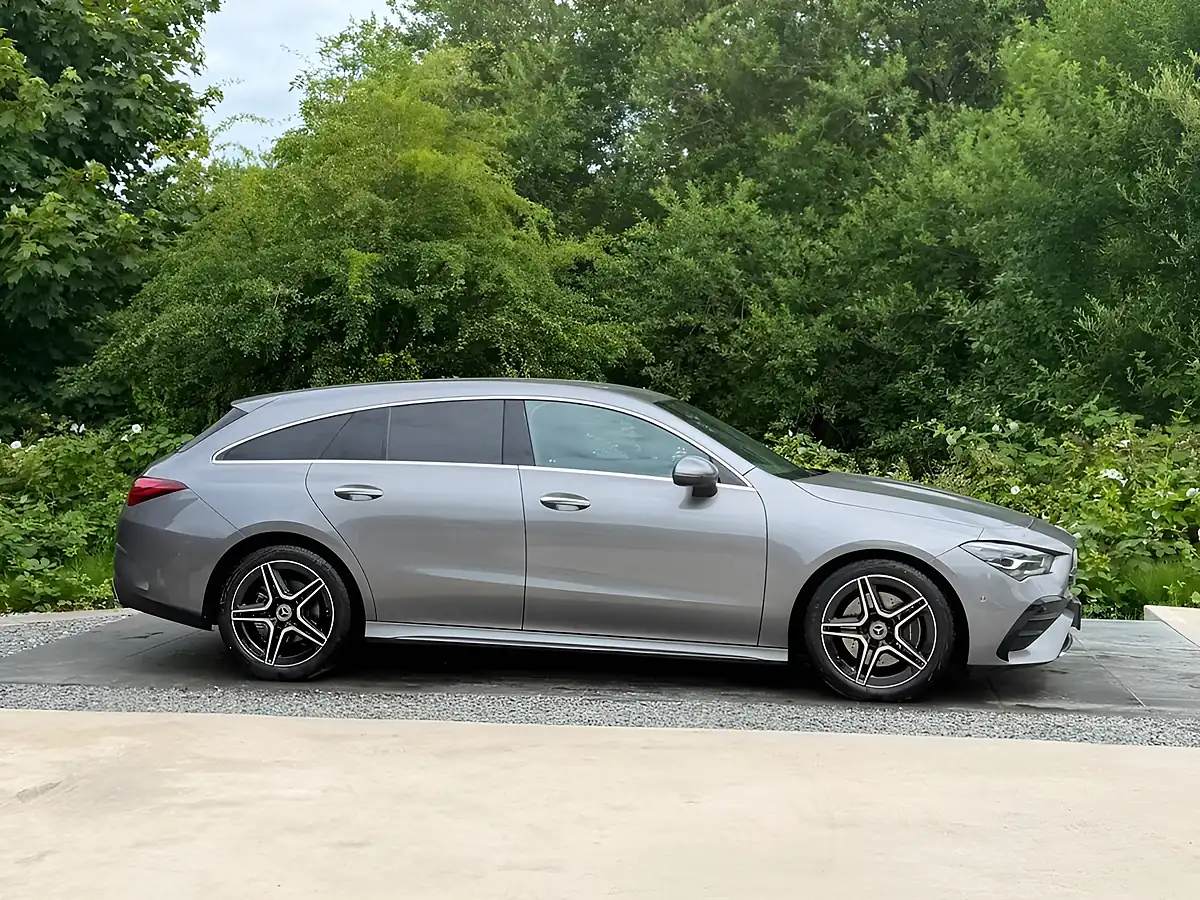 Used 2025 Mercedes-Benz Cla AMG Line (executive) Shooting Brake Grey - Interior and Exterior details 8