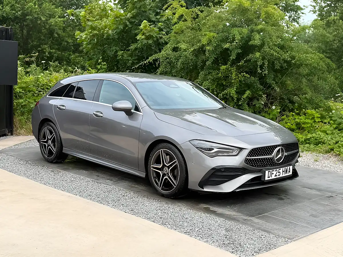 Used 2025 Mercedes-Benz Cla AMG Line (executive) Shooting Brake Grey - Interior and Exterior details 9