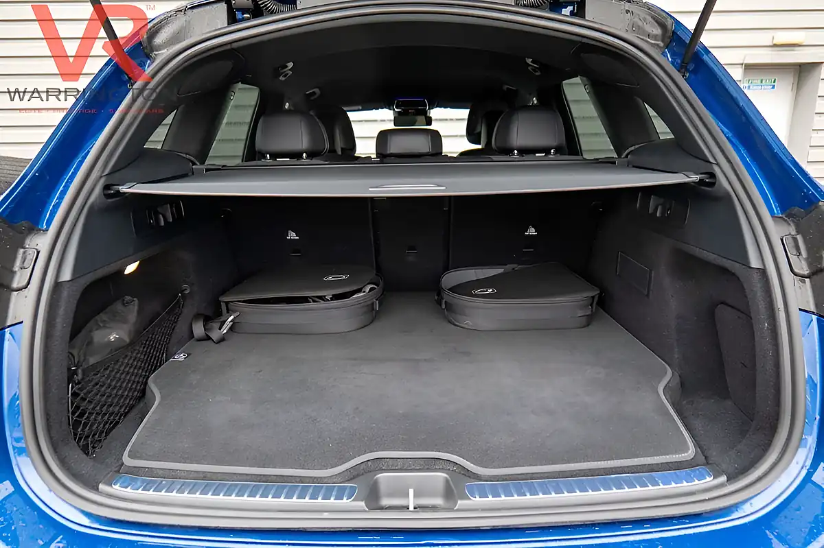Used 2025 Mercedes-Benz Glc Urban Edition Spectral Blue - Interior and Exterior details 13