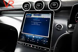 Used 2025 Mercedes-Benz Glc Urban Edition Spectral Blue - Interior and Exterior details 19