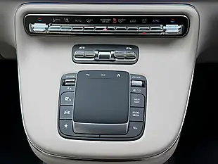 Used 2025 Mercedes-Benz V Class Premium Multicolour - Interior and Exterior details 15
