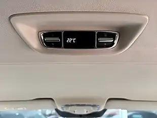 Used 2025 Mercedes-Benz V Class Premium Multicolour - Interior and Exterior details 16