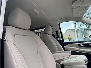 Used 2025 Mercedes-Benz V Class Premium Multicolour - Interior and Exterior details 9